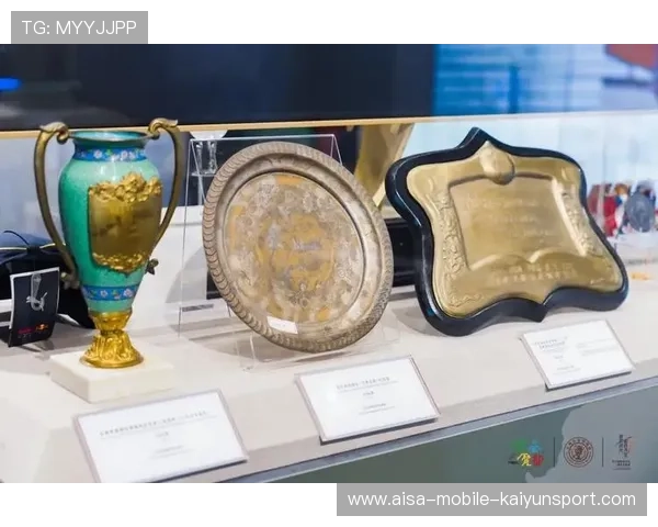 体育赛事博物馆展出经典赛季珍贵影像资料，体育赛事展示