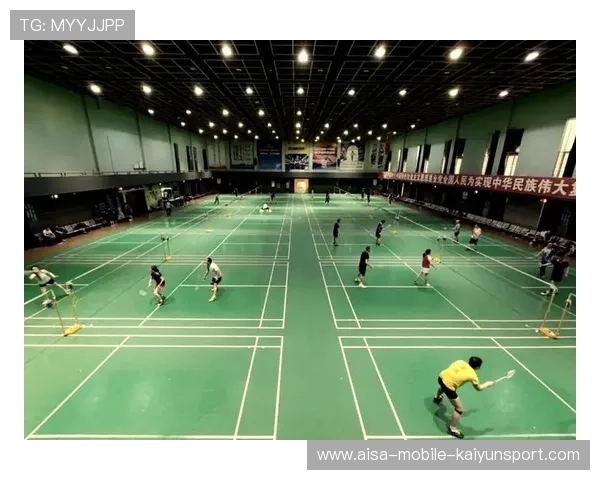 体育场馆夜间开放试点吸引市民健身，体育馆几点关灯